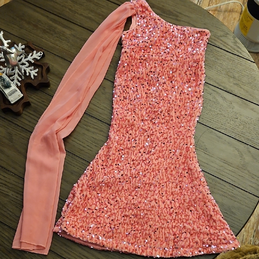 Charming Pink Sequin Junior/Small Formal Dress